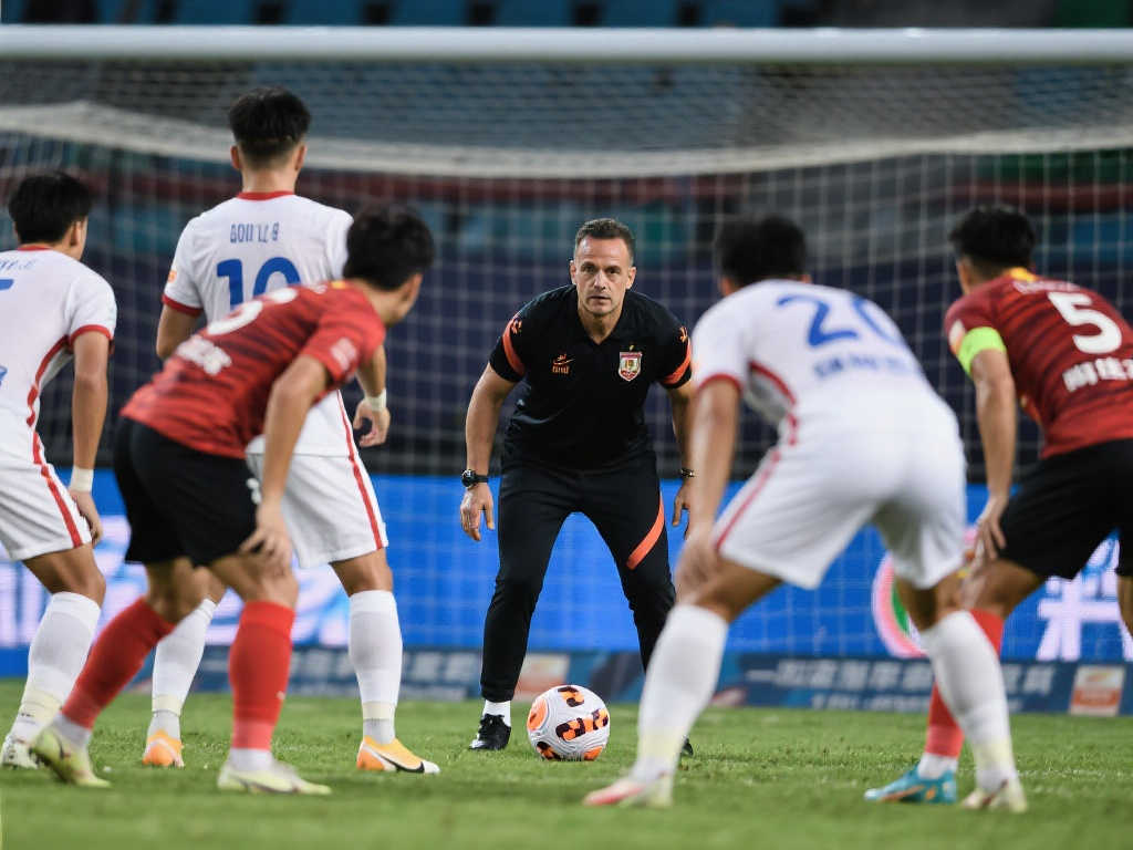 关键时刻挺 关键时刻挺